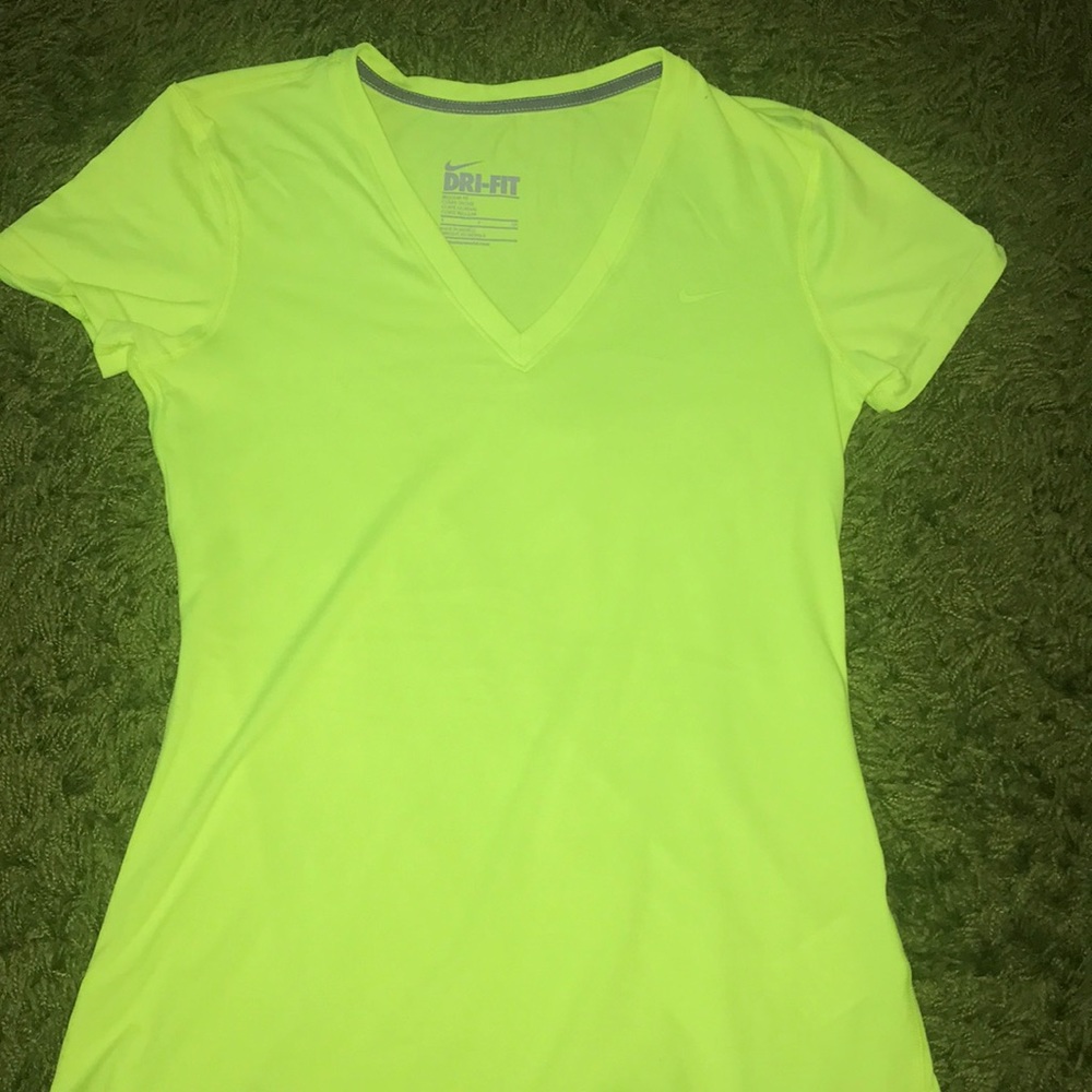Nike workout top